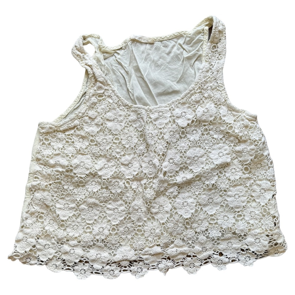 Boutique women’s crochet crop top size S